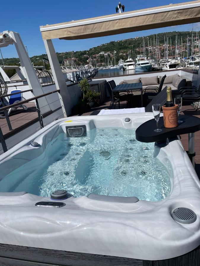 Floating Sea House Marea Apartamento Portorož Exterior foto