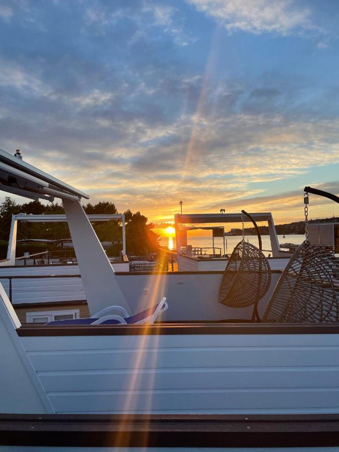 Floating Sea House Marea Apartamento Portorož Exterior foto